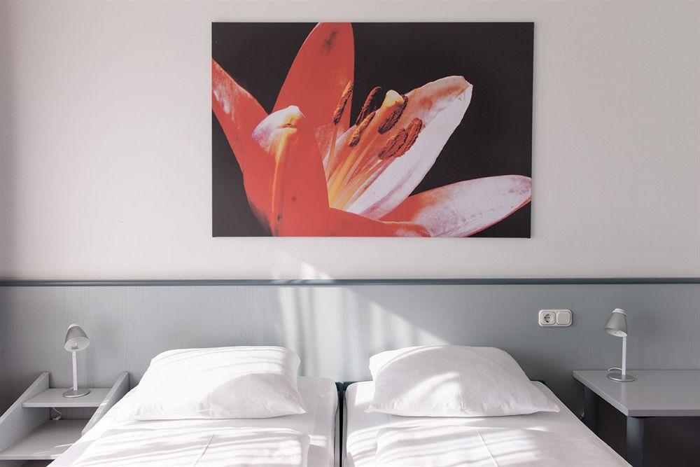 Hotel Good Morning + Bad Oldesloe Esterno foto