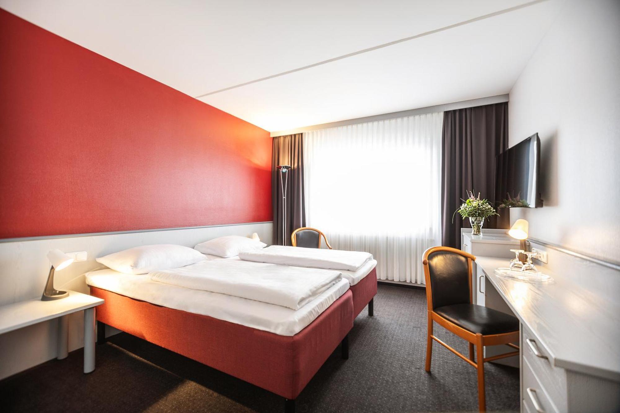 Hotel Good Morning + Bad Oldesloe Esterno foto